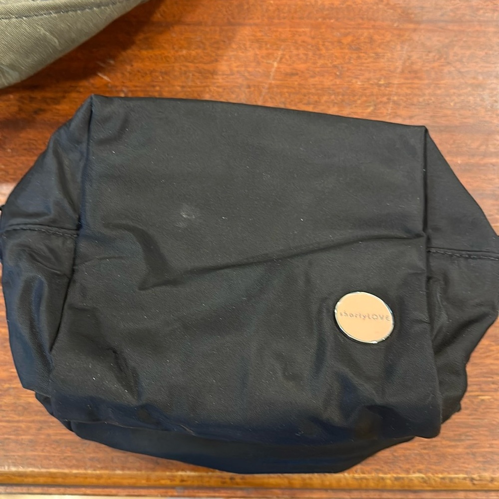 Shorty Love Stevie small cosmetics bag